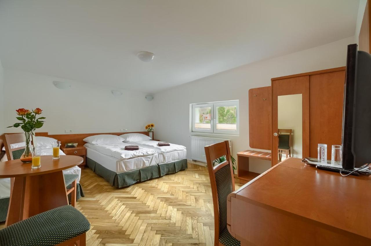 Sarenka Hotell Krynica-Zdrój Exteriör bild